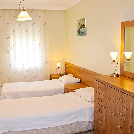 Orka Golden Trio Villa